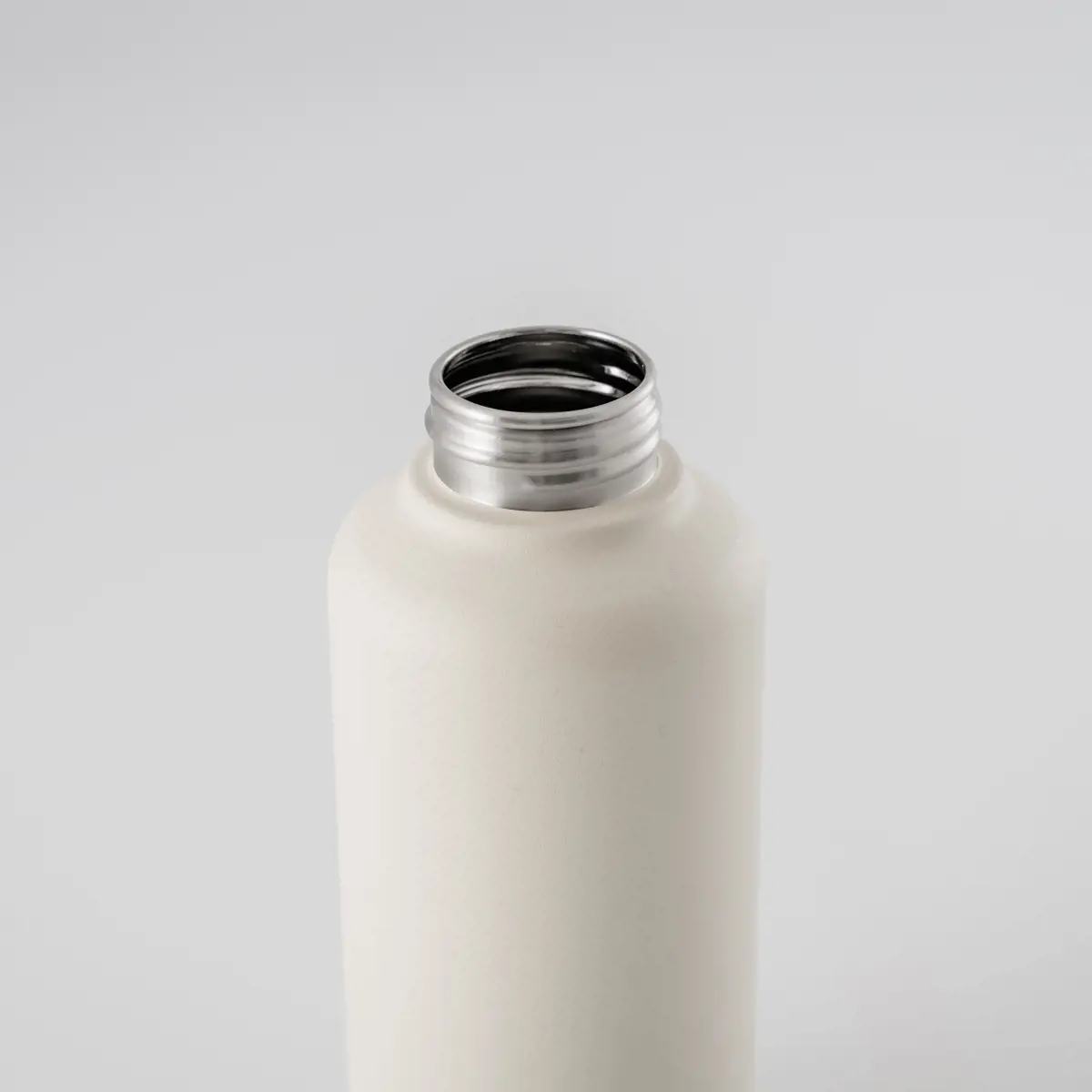 Zweiter Produktbild EQUA Edelstahl-Trinkflasche Timeless weiß - 1l by Equa Deutschland